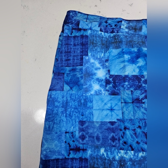 Peter Millar Crown Crafted Blue Patchwork Swim Shorts - Picture 5 of 10